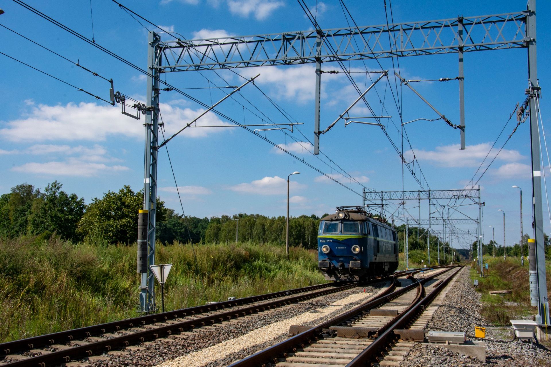 Rewitalizacja toru nr 2 linii kolejowej nr 131 na odcinku Tarnowskie Góry - Kalety, przebudowa stacji Boronów oraz przebudowa 18 rozjazdów w stacji Tarnowskie Góry
